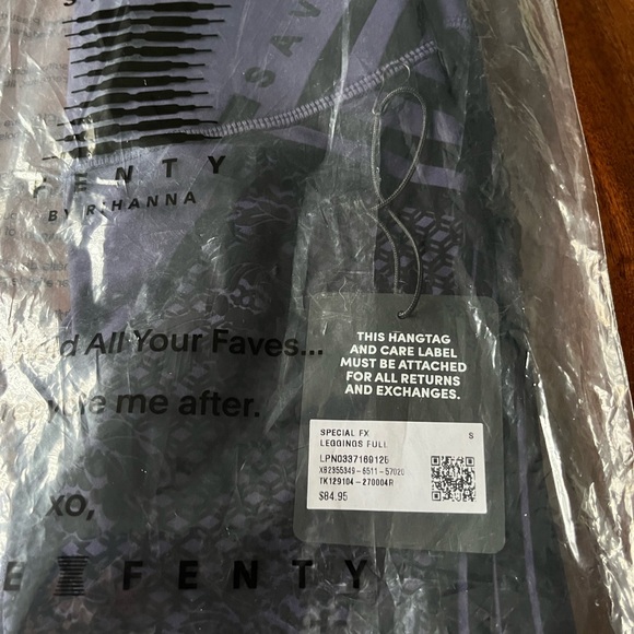 Savage X Fenty Ocean Cavern Blue Special FX High-Waist Legging with Sports Bra - Picture 13 of 14